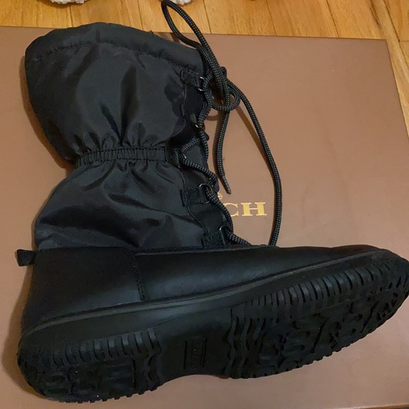 Coach Boots - Picture 4 of 4